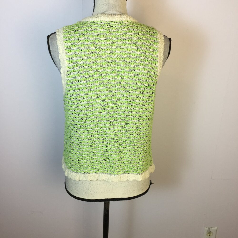 Zara Vest Sweater Size M Womans Green Cream Crochet Knit Gold Buttons Sleeveless - Picture 3 of 13